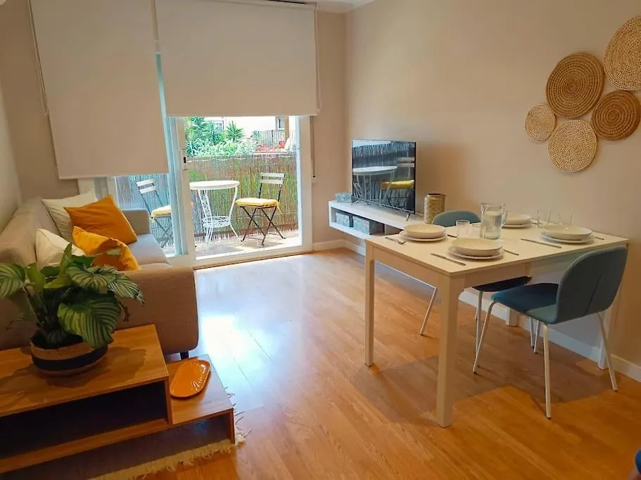 Apartamento A 5' De La Playa Premia De Mar Apartment